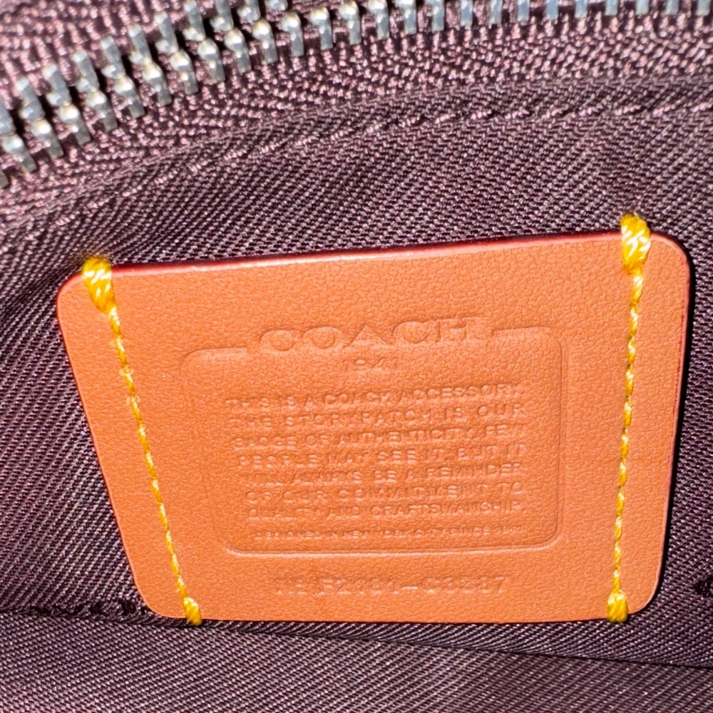 Coach 1941 Charcoal Twist lock Clutch / Pouch - Picture 6 of 11